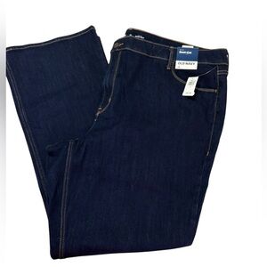 NWT Old Navy Mid-Rise Boot-Cut Jeans in Deep Blue